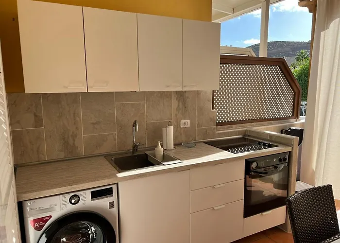 El Camison Плая-де-лас-Америкас